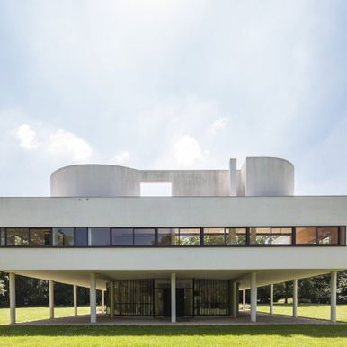 Villa Savoye - Le Corbusier